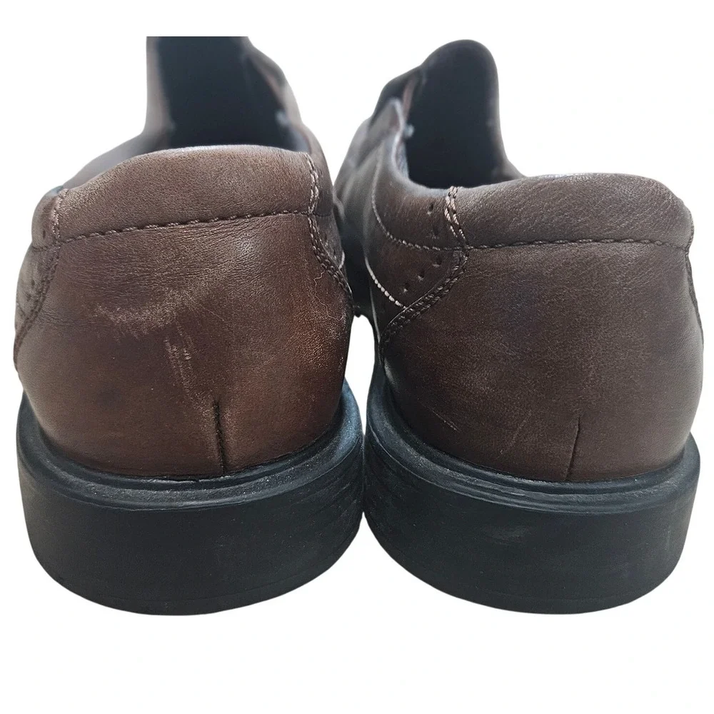 Clarks Mens Brown Leather Slip On Loafers Square Toe Dress Shoes 10.5 M Office